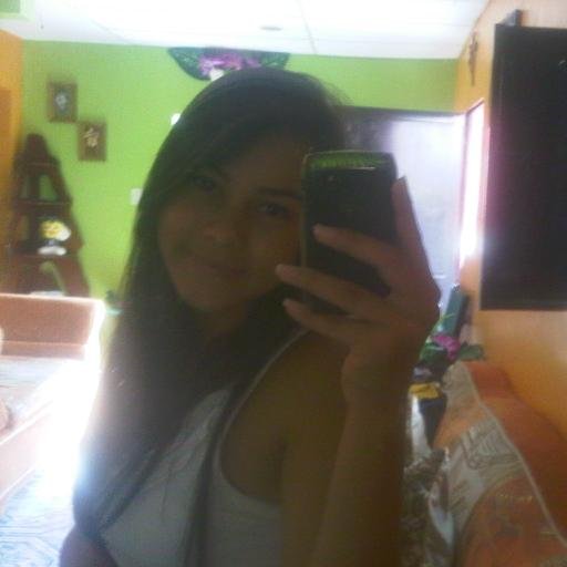 15. Una Adolescente Mas, Indecisa al escoger una Biografía Lo Suficientemente Buena.