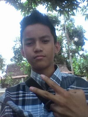 DimazTotti's profile picture. Instagram : Dimaz Totti Putra                Facebook : Dimaz Totti Putra   Pin BB :   742BB6BE