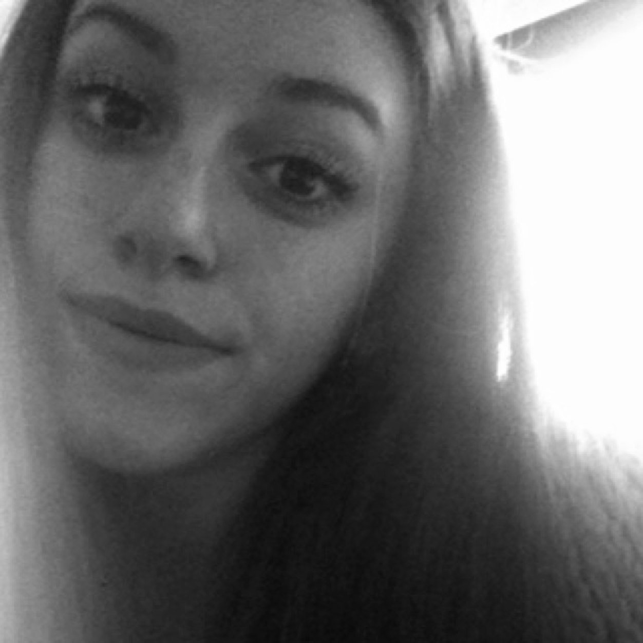 TERUELElisa's profile picture. 16ans.
Weezy ❤ NAVY ORD DIE.