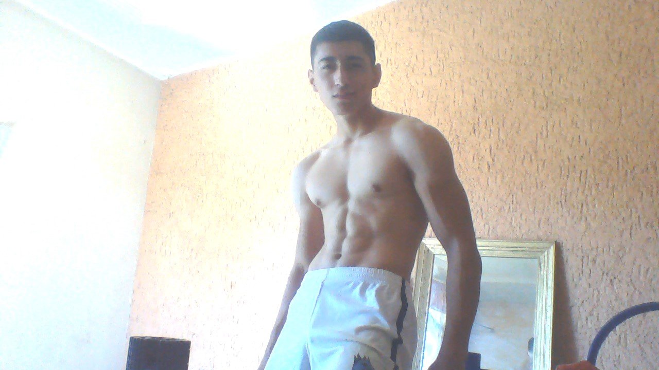 Me gusta el deporte, cantar tmbn el ejercicio . :D