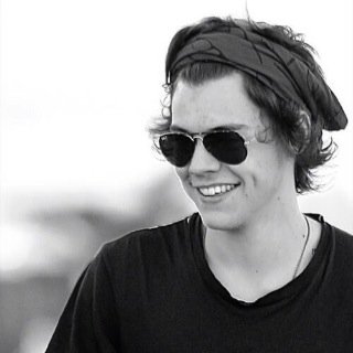 Hello my name is kadie and im a one direction fan
