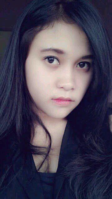 KikiAnggiaR's profile picture. stie ekuitas'13 •path: kiki anggia •ig: kikianggiar •line: kikianggiar