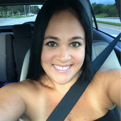 Singer, passionate about children and medicine...Self Confident and dedicated to HEAL THE WORLD!