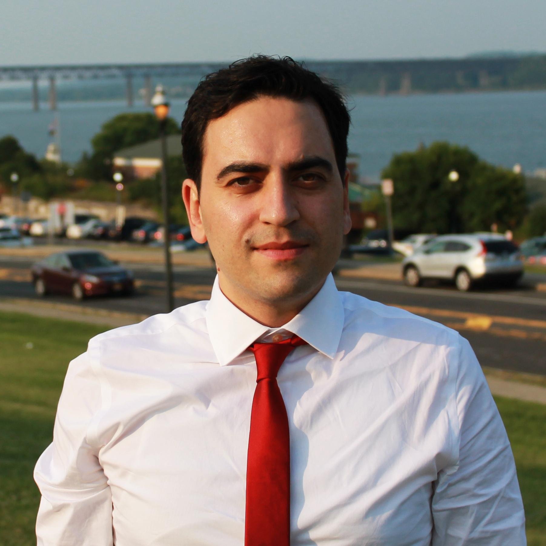 Software Engineering Manager. Mathematician, Soccer Referee at VA.
