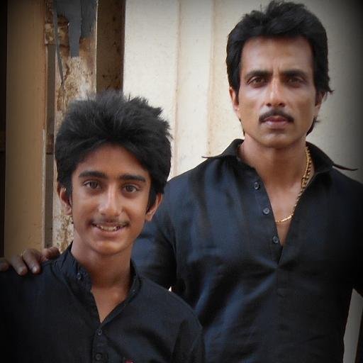 abhishektaylors's profile picture. 