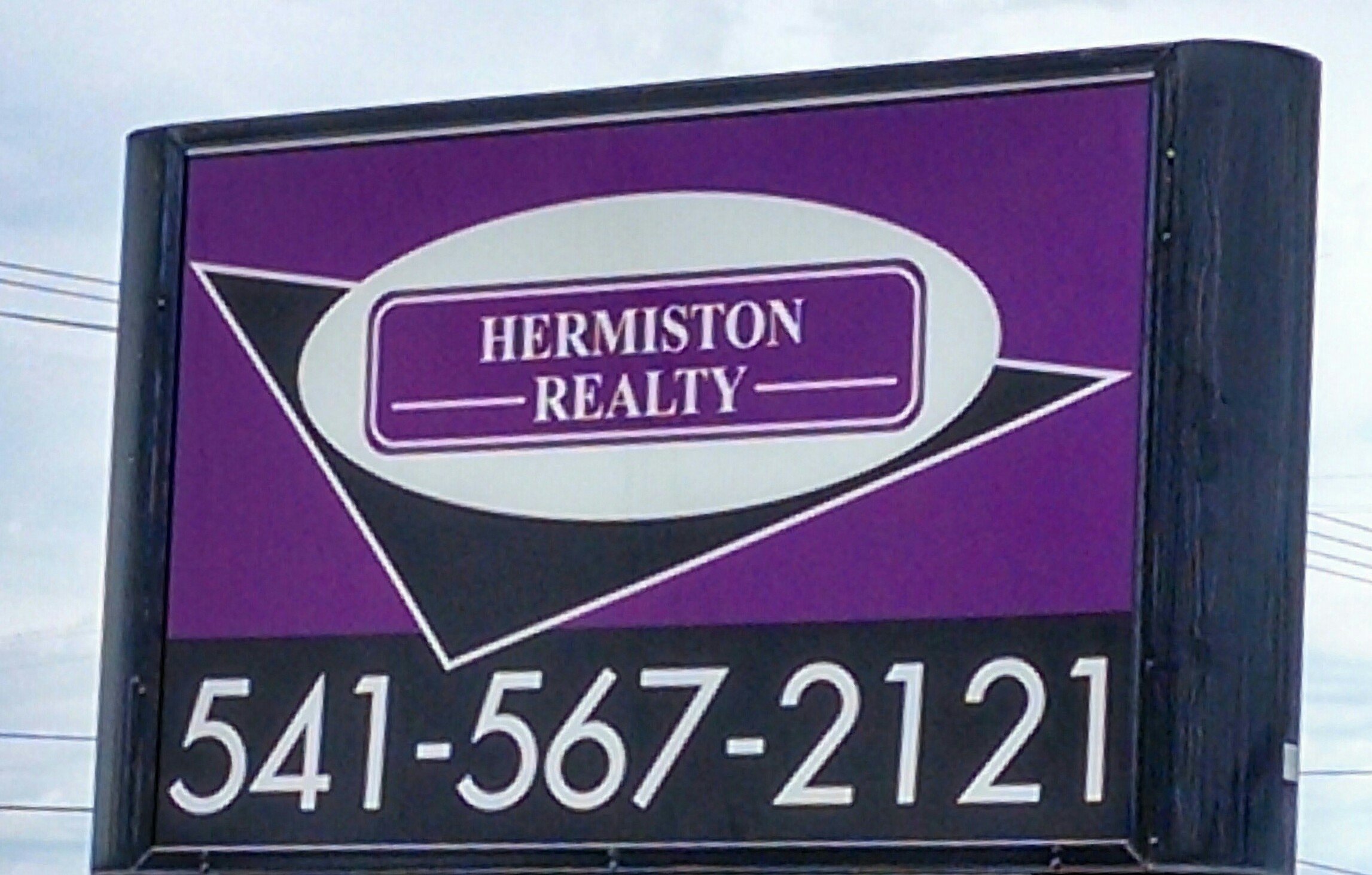 HermistonRealty's profile picture. 541-567-2121