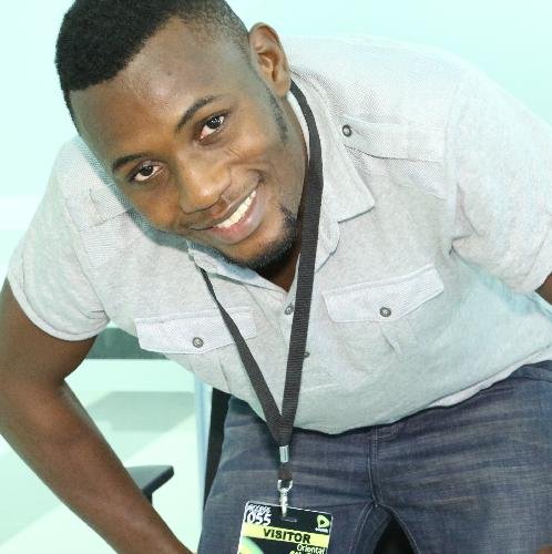 tundefindout's profile picture. •God-fearing • Media Guru • Campus Activation • Man United 😎•Events follow @findoutmedia #mediaproductionnigeria