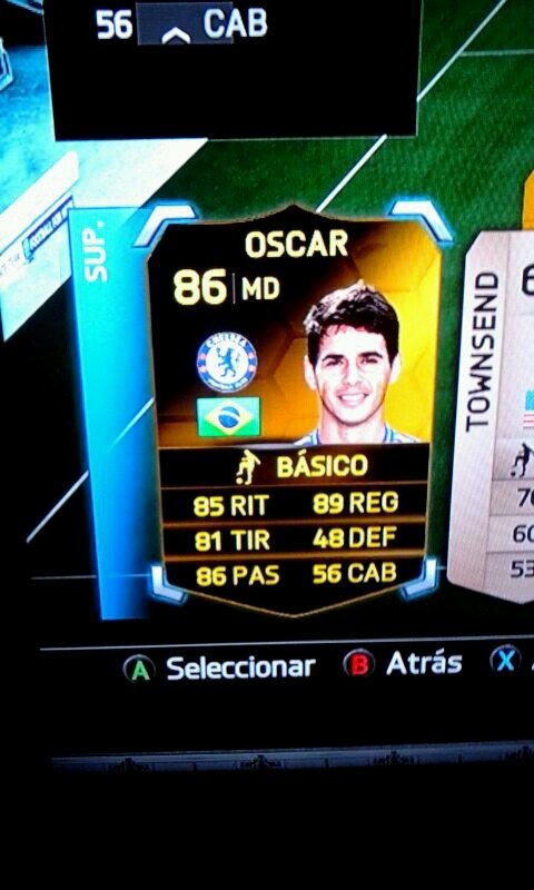 Hola soy un hack en fifa ut 2014 , puedo ayudarte a conseguir monedas y jugadores , si estas interesado sigueme y os mandare un mensaje directo ;)