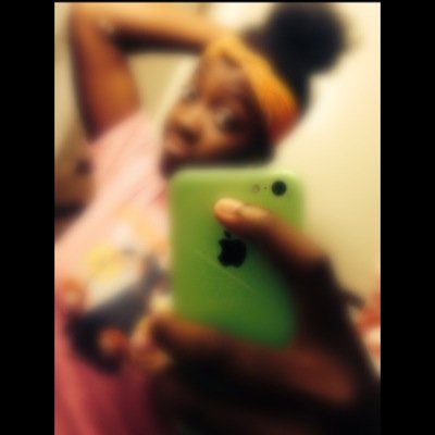 :Broke Bitvhess that tlk✊ shytt Now them the bitvhess I Stunt for!
