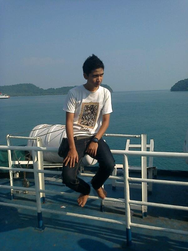 FerdyValentino1's profile picture. Anda takkan tahu seberapa tulus sseorang mencintaimu sampai Anda melihat dan merasakan seberapa tulus ia mencintaimu dlm kondisi terburukmu.