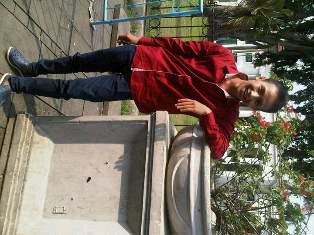 Lebih baik D̶̲̥̅̊i cintai dari pada mencintai itu sakit
