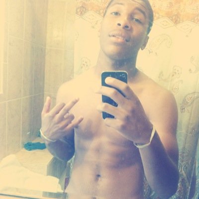 I GOT BANDZ SHORDY TRAFFIC RICO_ N WE GETTIN CASH STEP UP SHORDY ND SWALLOW MY TWEETS TTU__SHORDY