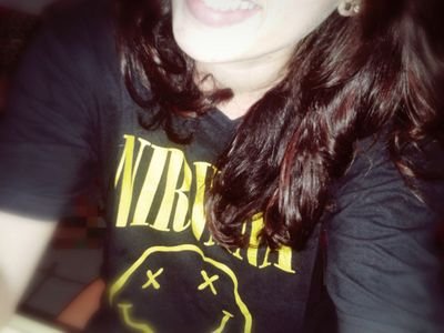 À uma esperança em cada sorriso, em cada olhar.