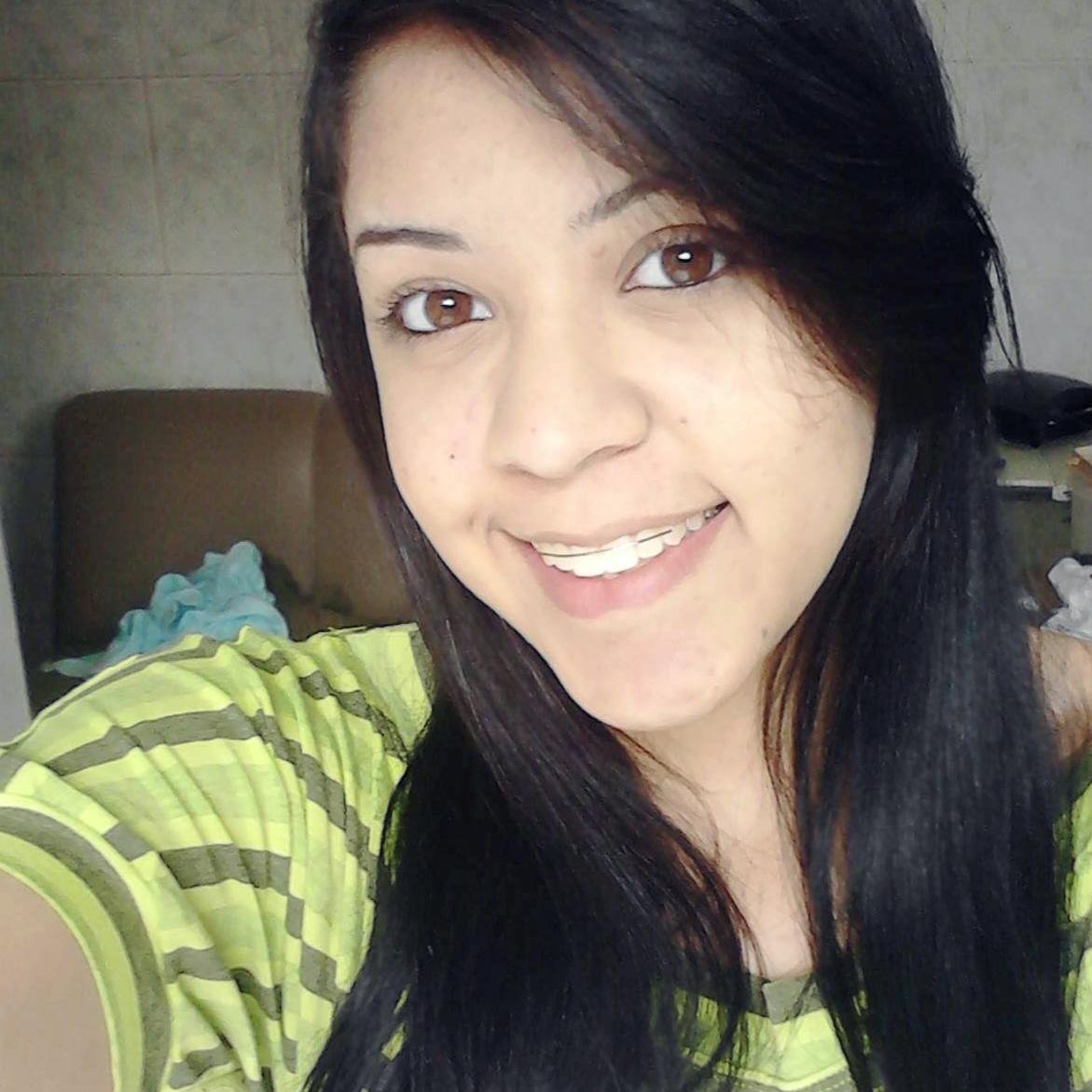 São Paulina , 17 anos , I Love Deus s2 '
Segue que eu sigo de volta