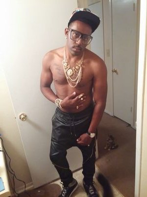 #Entrepreneur, #Taken, #TeamEquality, #Team4S. Im A Boss, I Pop Patron, I Don't Spend Money, I Just Do Me✌! 

Kik: Micheal_Cashton_Lee