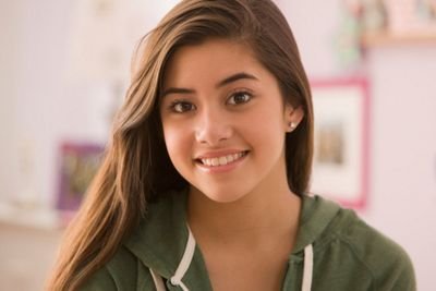 Shanthinii1's profile picture. 