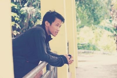 Jangan berharap mendapatkan yang sempurna bila kita tak sanggup menjadi yang menyempurnakanya