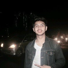Im Chinese Jakarta Barat | 18 y.o | looking for friends maybe more | fake avatar | if you want to know me more dm / mention your pin bb thankyou