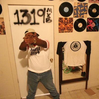 DonxStacks's profile picture. Recording artist From Houston Don $tacks Married To Music *#Hooligani$m* #SweetsNBeats #CloudsOverHouston I Get High -     http://t.co/tK5CFwG07j
