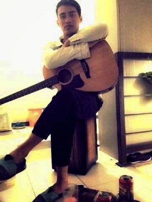cook.. BangiKopitiam
acoustic playing
