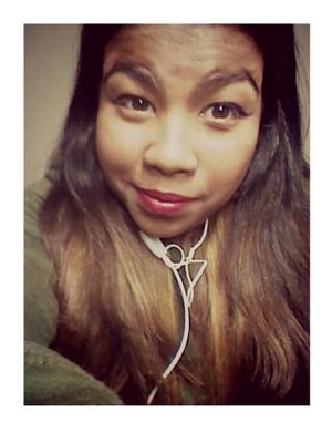 I'm a Twitter addict ... So follow me and I'll follow baccck  

Live Your Freaken life!