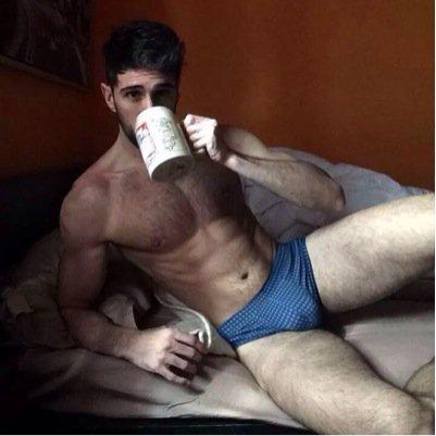 Cachondo, pulcro, sexy, inteligente, disponibilidad de tiempo. whatsApp, pidelo..