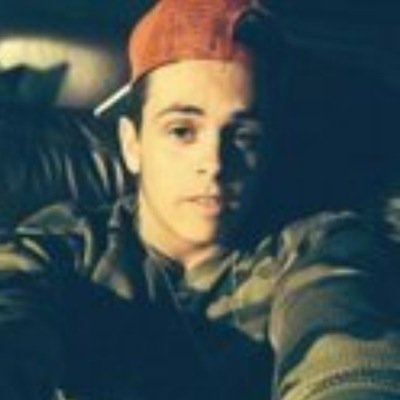 Follow @_zaynxoxo