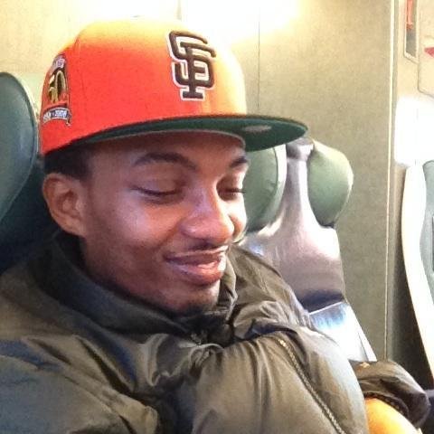 TheMoneyHombre's profile picture. 