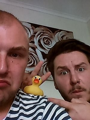 PSN - piefacedean
NUFC / Pool Team :):)