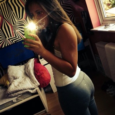 lucy_critchell's profile picture. Essex U17's⚽️ Insta: lucycritchellx