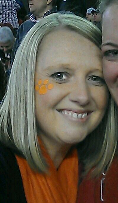 LindaKLeeB's profile picture. 