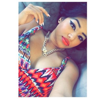 My name is Loly 
Follow me i know your reading this lol ^.^)
Twitter husband: @illestjaay 3