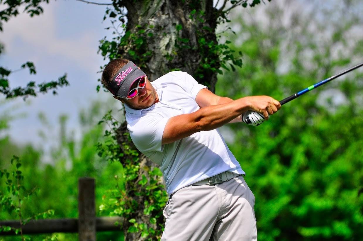 Golf Pro from Austria. I tweet about golf, other sports, snus and other things in life. Married to @EylemKnotz