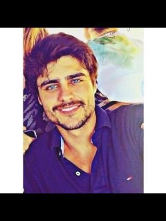 Um POUQUINHO de ciúmes não faz mal a ngm.
