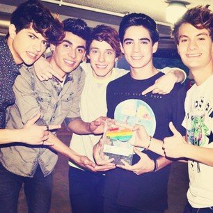 Hola me encanta cd9 son tan perfecto asads,me pueden seguir
Ah alguien le gusta las novelas aca les dejo un link https://t.co/59RklTpBqU sede teamcoderpower