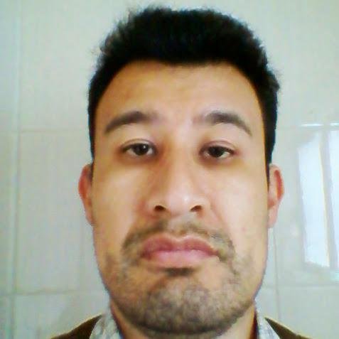 Estudiante, me fascina la tecnología, los autos, y me gusta estar al tanto de la información.