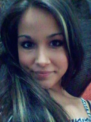 Se aprende a amar, no cuando se encuentra a la persona perfecta, sino cuando aprendas a creer en la perfección de una persona imperfecta ♥