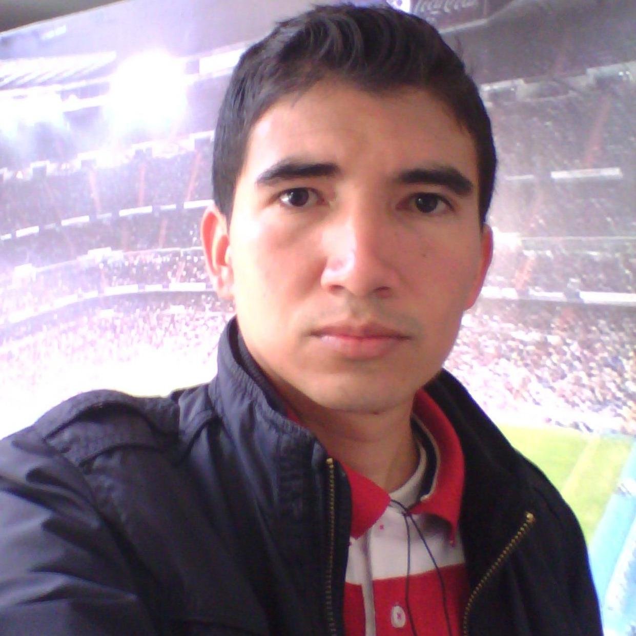 Busco conocimiento/En continuo aprendizaje/Me gustan las TIC/ Independiente Santa Fe/Orgulloso Gooner/La victoria a través de la armonía !Amén!