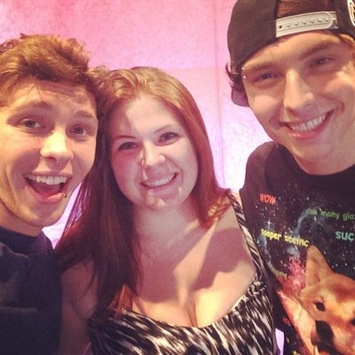 ☯EMBLEM3 FOLLOWED ME ON 10/9/13 :) Met E3 on 11/05/13, on 03/14/14, & on 7/30/14 ❤️❤️❤️ 
I ALWAYS FOLLOW BACK☯