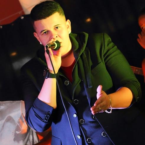 BLESSED| XII.XII.MCMLXVII |CANTOR|CONTATO P/ SHOWS (11) 96075-3333 -- (15) 98172-7293 -- (15) 98001775 -- show.luccascoelho@hotmail.com -- Sorocaba-SP