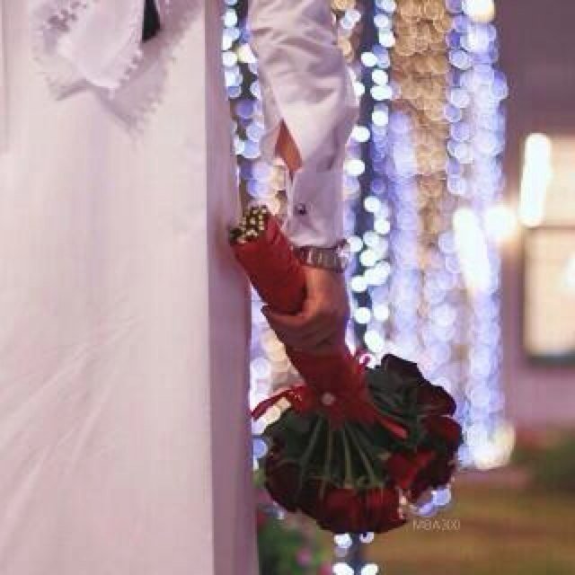 ‏كَمْ أتمنى أن تَكون { صفحتي } كَـ حبة السُكر يحلو مزاجكم بها ||~ .. عشت آلزمن منظر أعجآب { آلكثيرين } ومآهزني ف رحلهة آلعمر غيركك ||~ موطني : دآر أبو متعب *_^