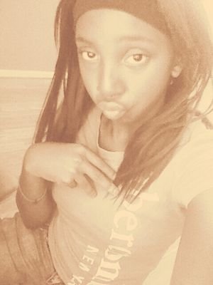 __moneydaisha's profile picture. im 5'1 Short