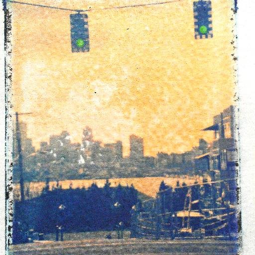 greenlightart's profile picture. Green Light Art represents the attainable dream in the distance. The ability to reach into your hopes and dreams to find reality.