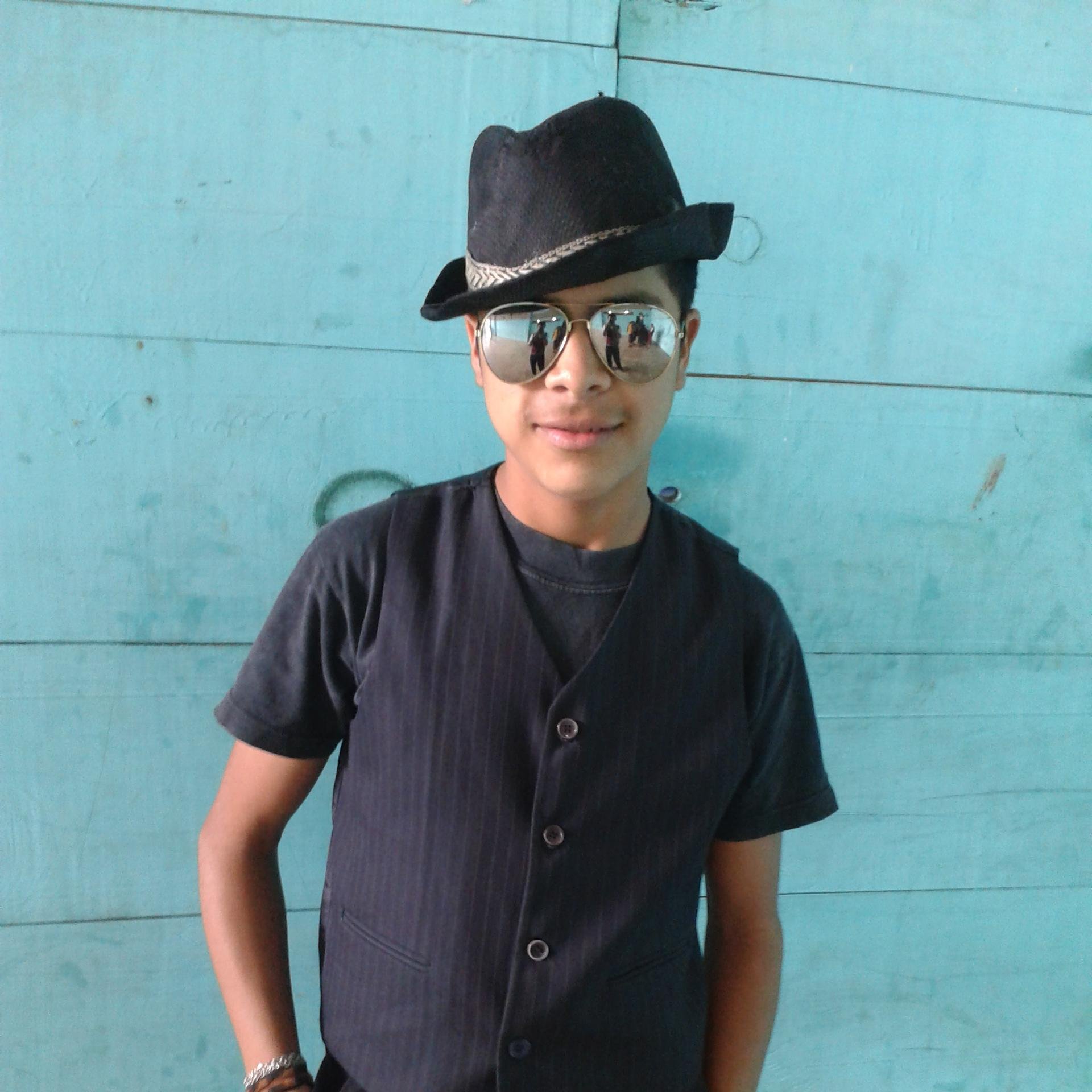 castaeda261's profile picture. 