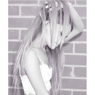 Arianafauxbabe's profile picture. u suck