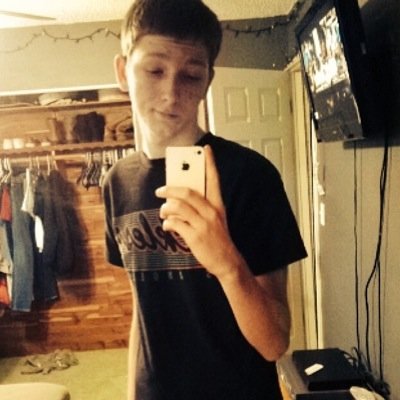 johncena4everz's profile picture. 17