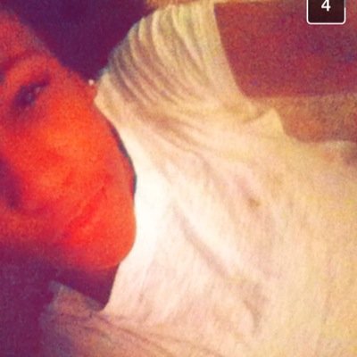 *youtuber*
in love with i guy i'll never meet...
