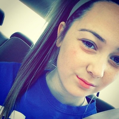 Im a singer, photographer, and i do some vine. LOVE BRUNO MARS AND 5SOS! Oh also BATMAN! FOLLOW ME!