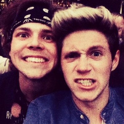 5SecondsOf1DHD's profile picture. @nialler_josh gave you a free follow