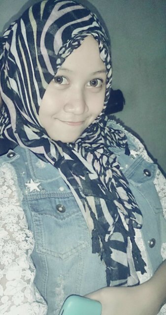 rHaa9's profile picture. Kesuksesan ku ! Kebahagiaan orangtuaku ! ♥